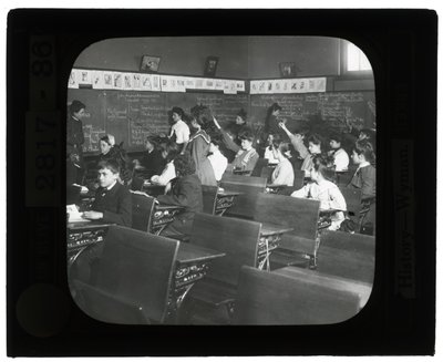 Diapositivas de linterna del Museo Educativo- Historia- Escuela Wyman de Unknown
